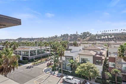 4. 12871-runway-2-mls-28